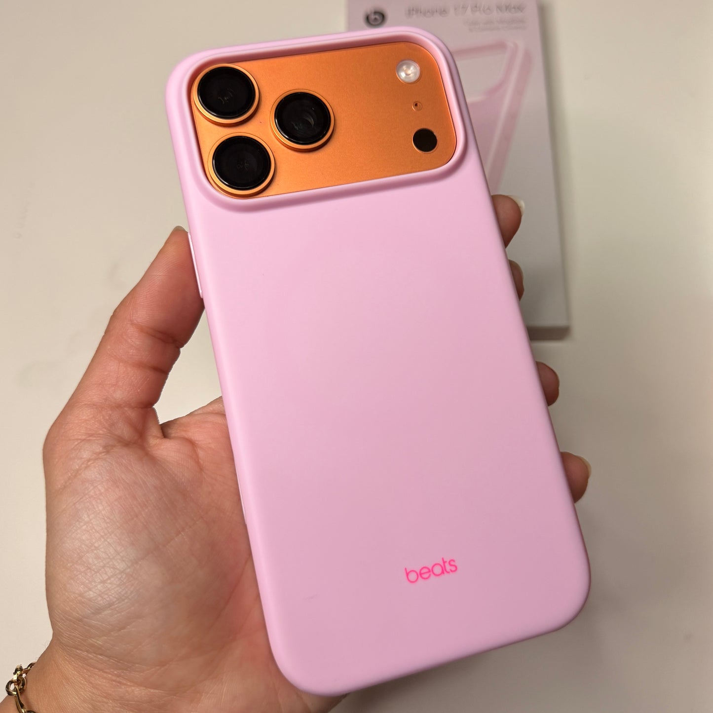 Pink Beats Magsafe case